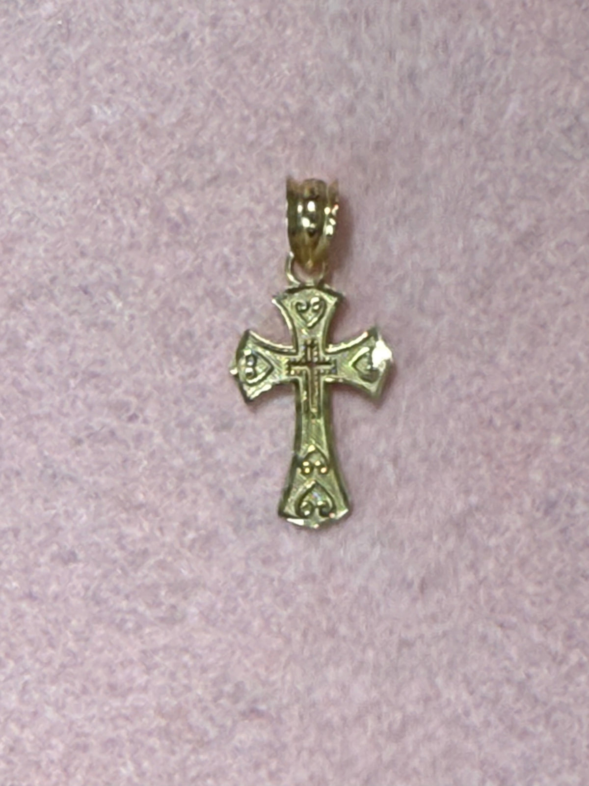 10K Gold Vintage-Style Cross Pendant