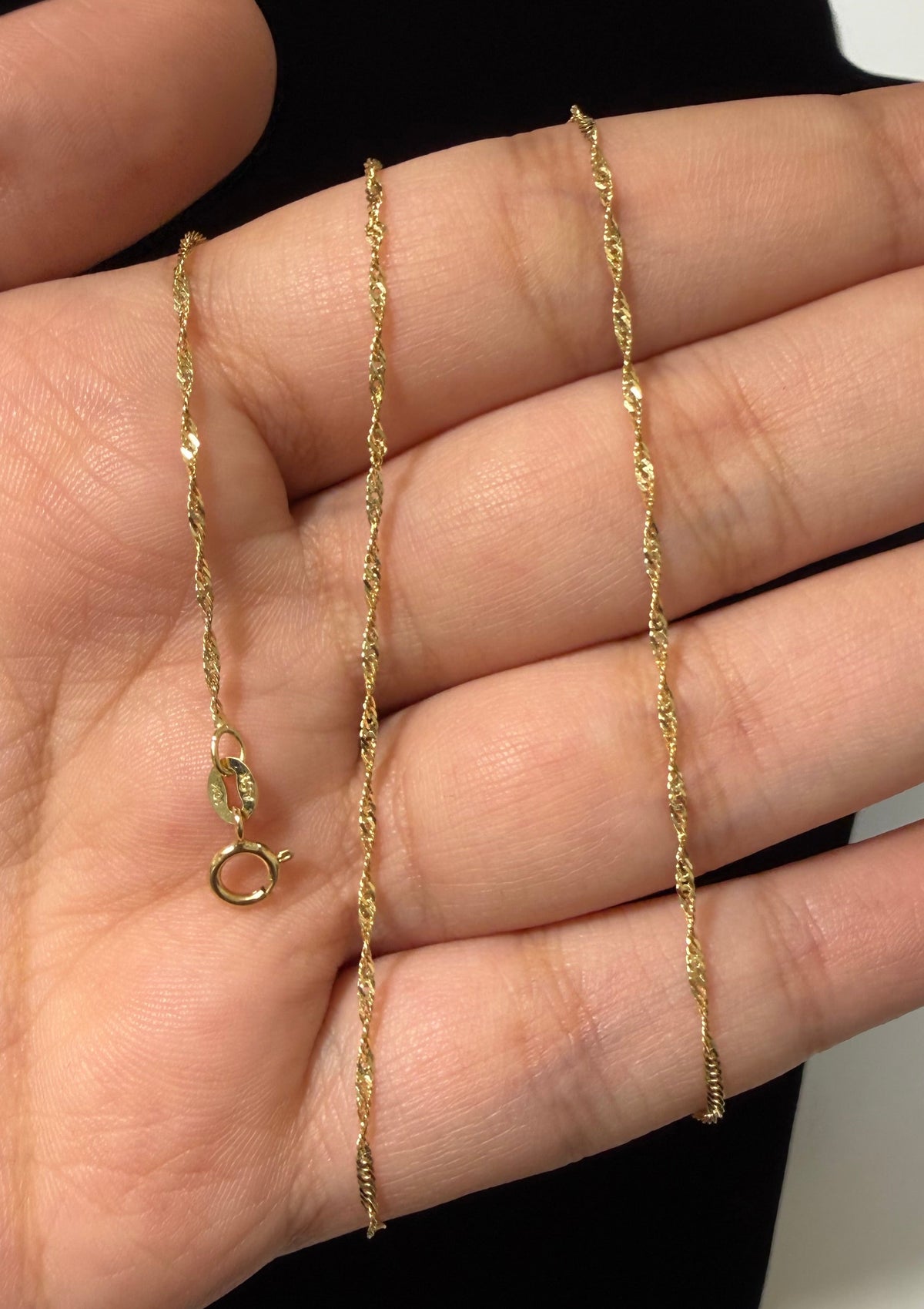 10K Gold Diamond-Cut Singapore Chain – 20” | 1.1mm