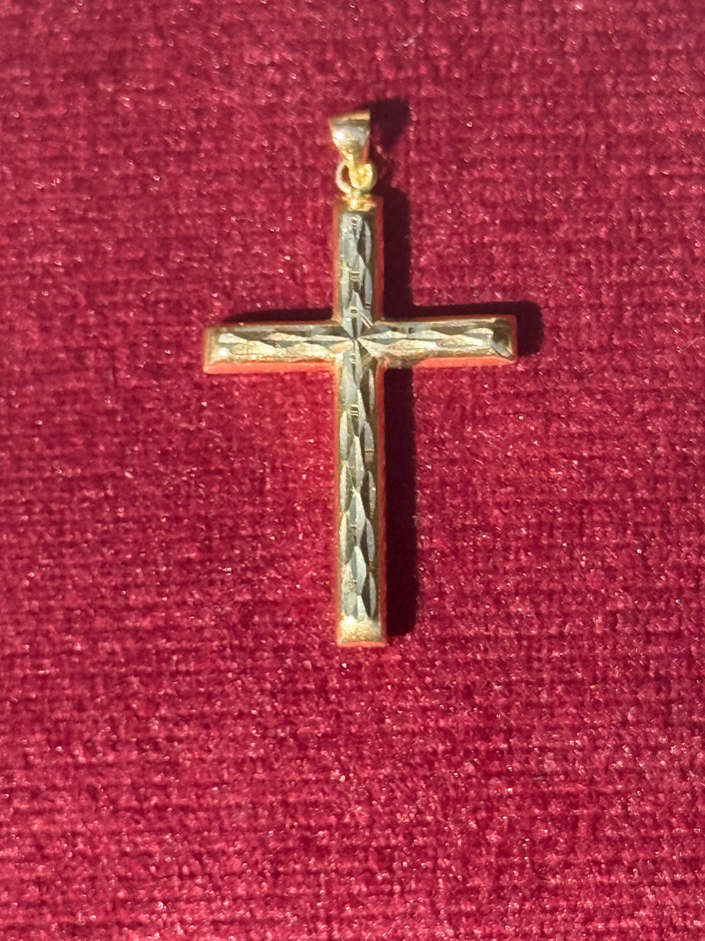 14K Gold Diamond-Cut Cross Pendant – 1.4”