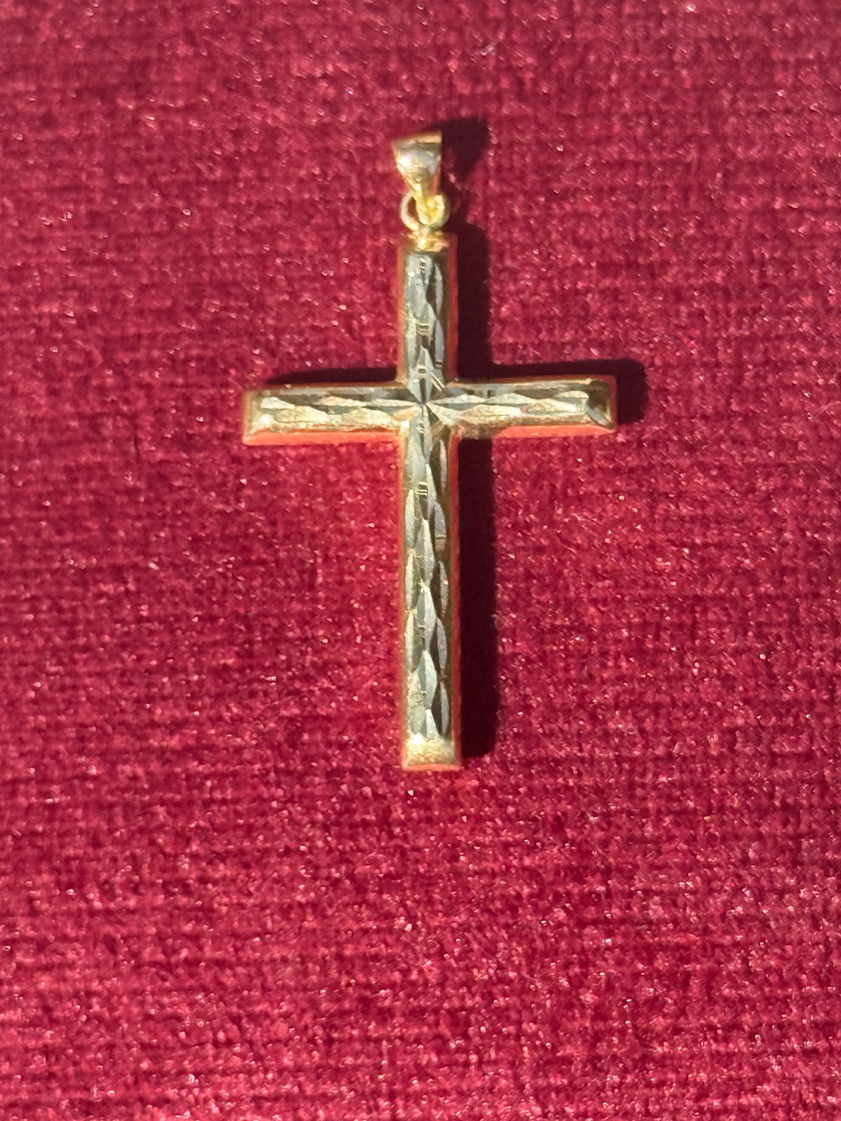 14K Gold Diamond-Cut Cross Pendant – 1.4”