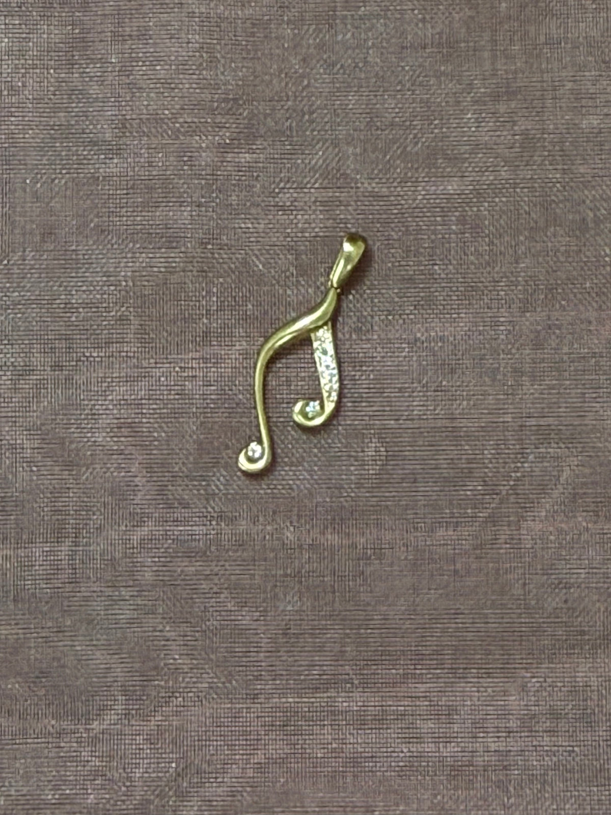 10K Gold Music Note Pendant