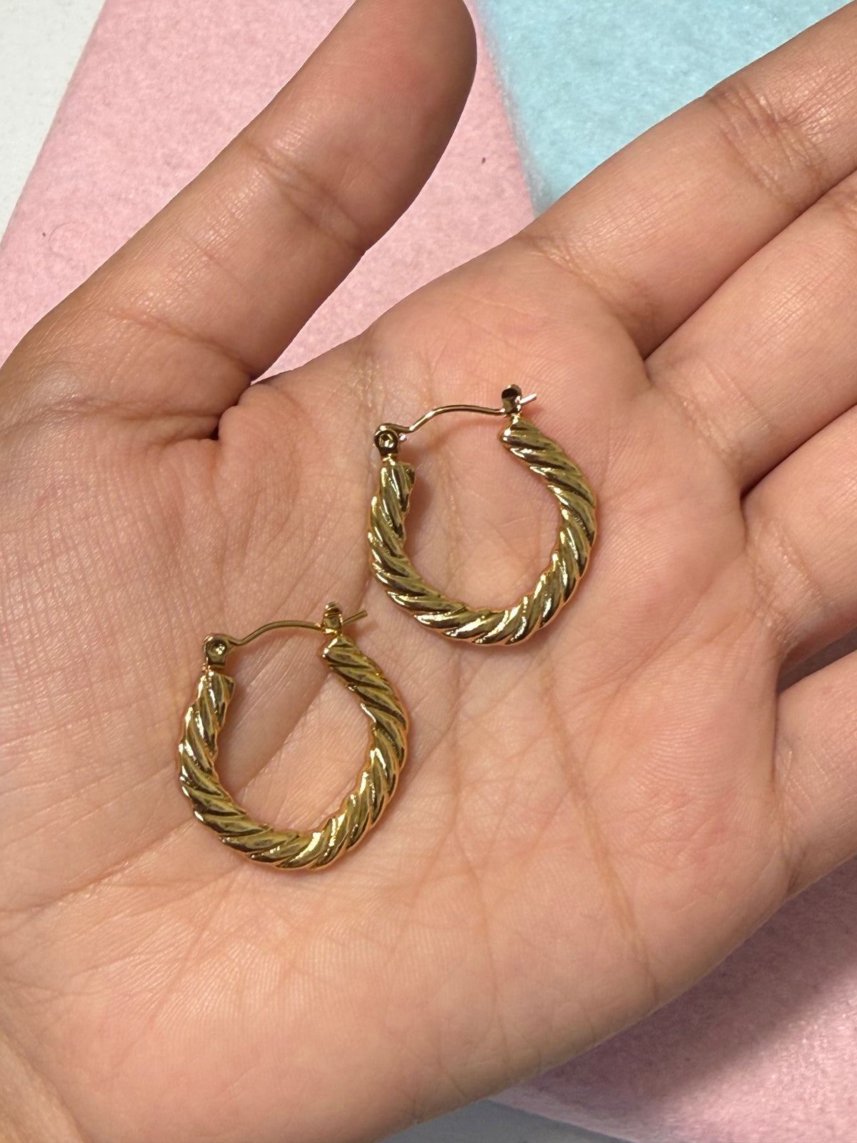 Stainless Steel Gold Twisted Hoop Earrings – Medium