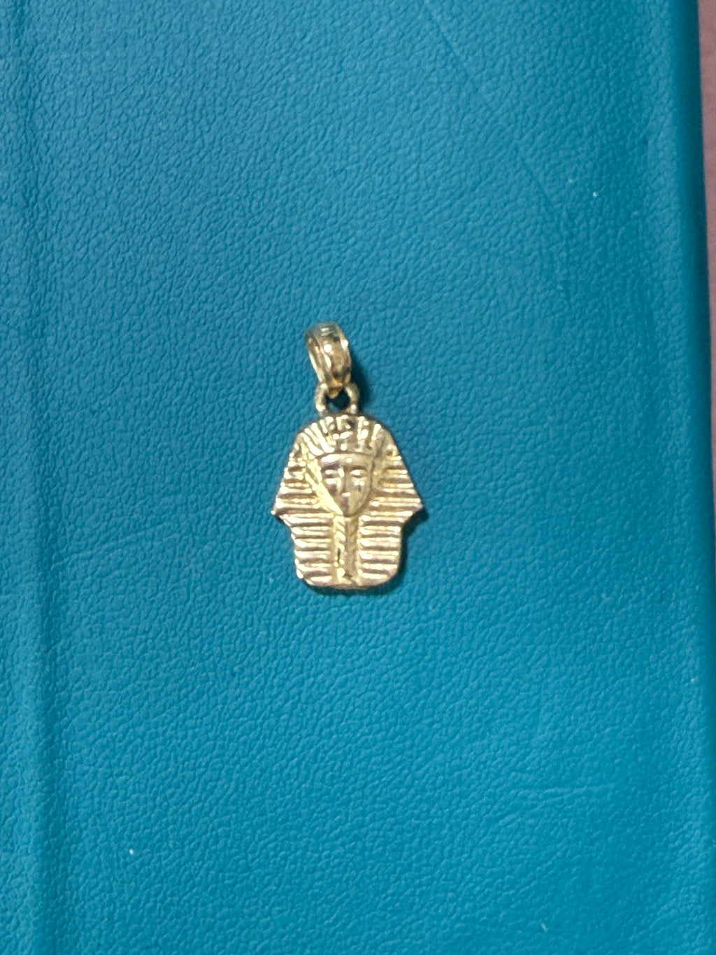 10K Gold King Tut Pendant – Small