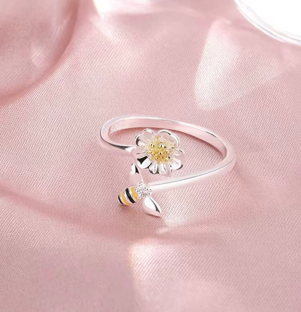 925 Sterling Silver Adjustable Bee & Flower Ring