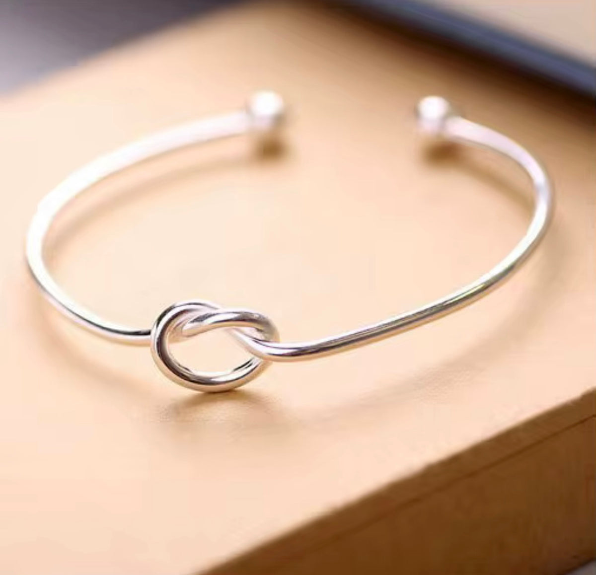 925 Sterling Silver Love Knot Open Bangle Bracelet