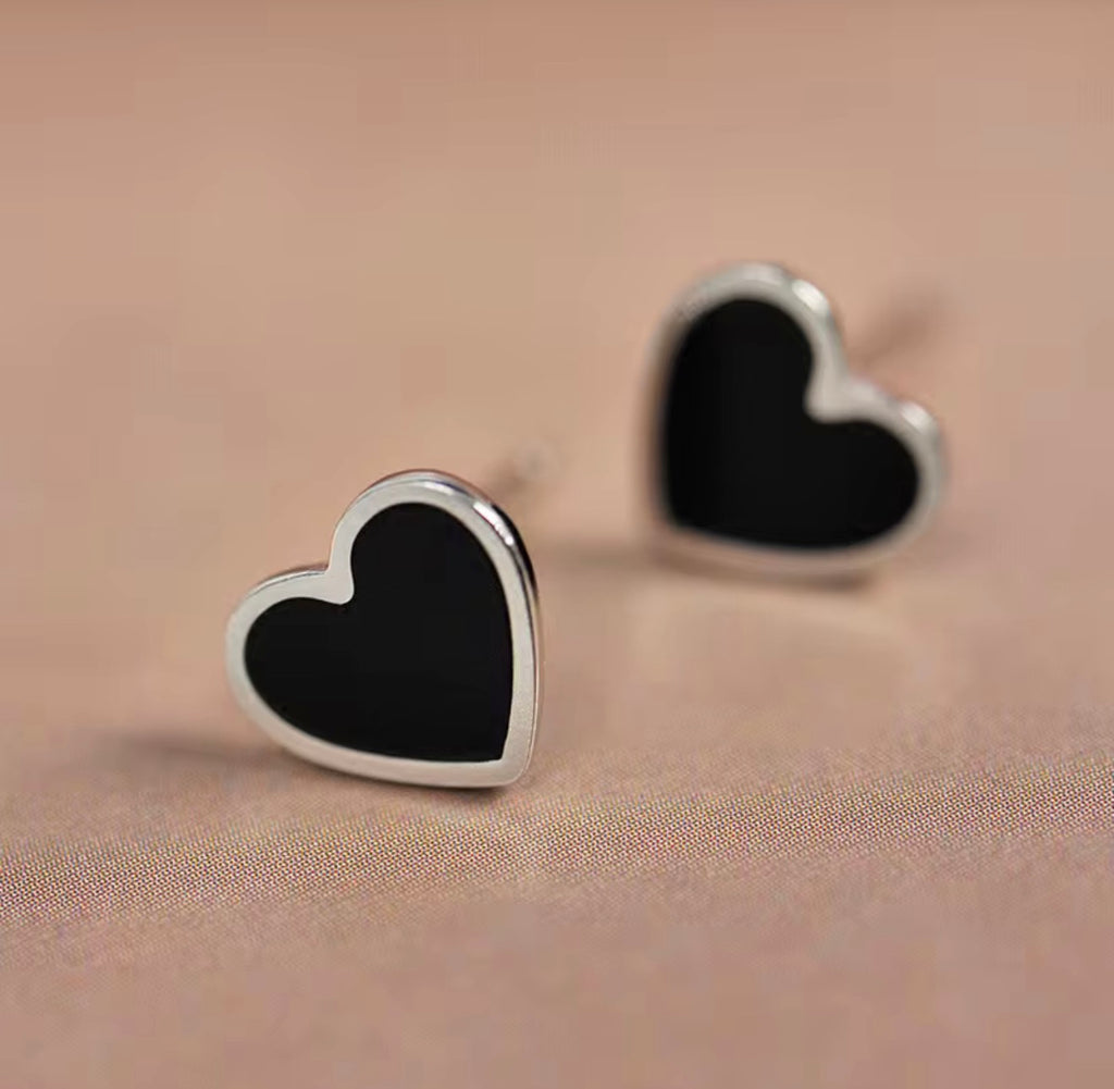925 Sterling Silver Black Heart Stud Earrings