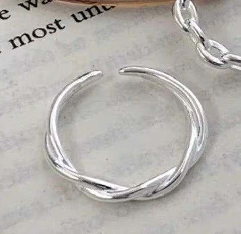 925 Sterling Silver Adjustable Twisted Ring