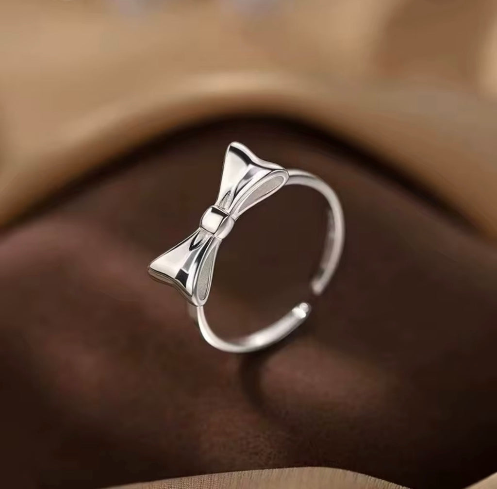 925 Sterling Silver Adjustable Bow Ring