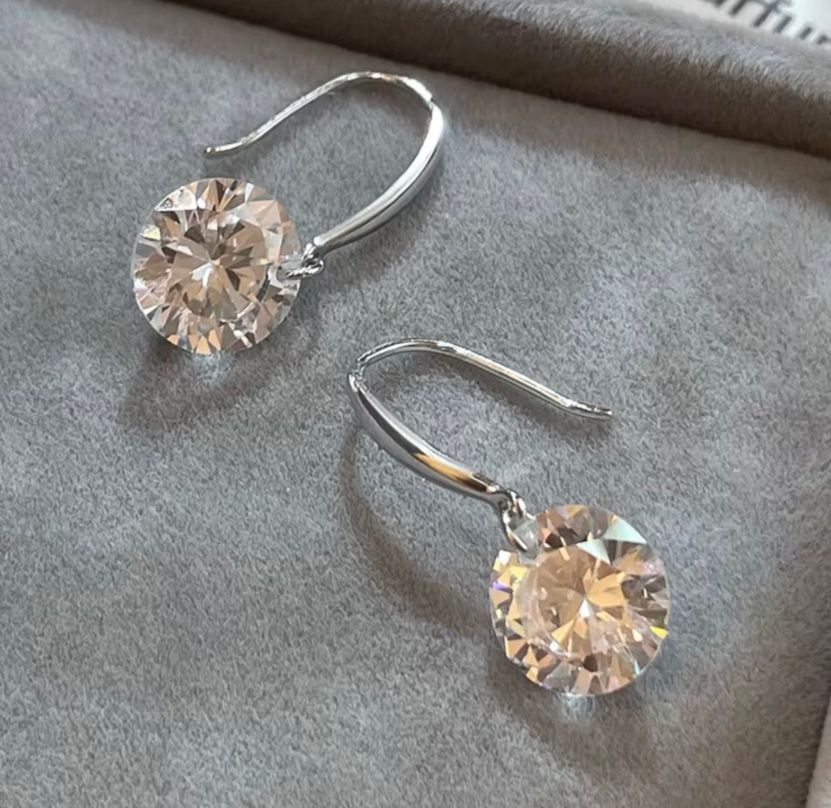 925 Sterling Silver Dangling Earring