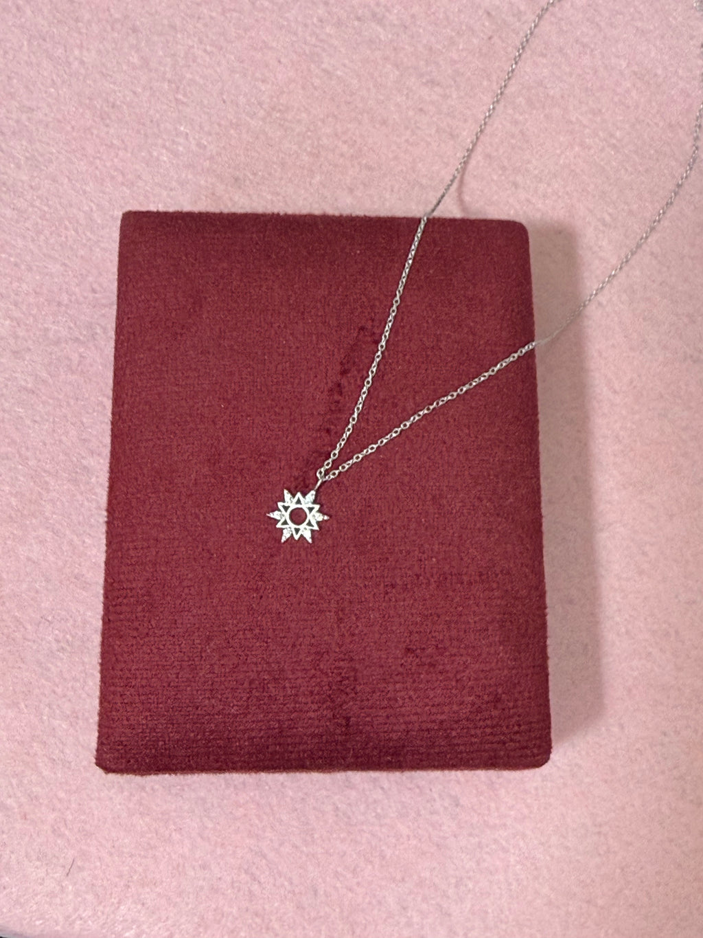 925 Sterling Silver Sunburst Necklace - 18"