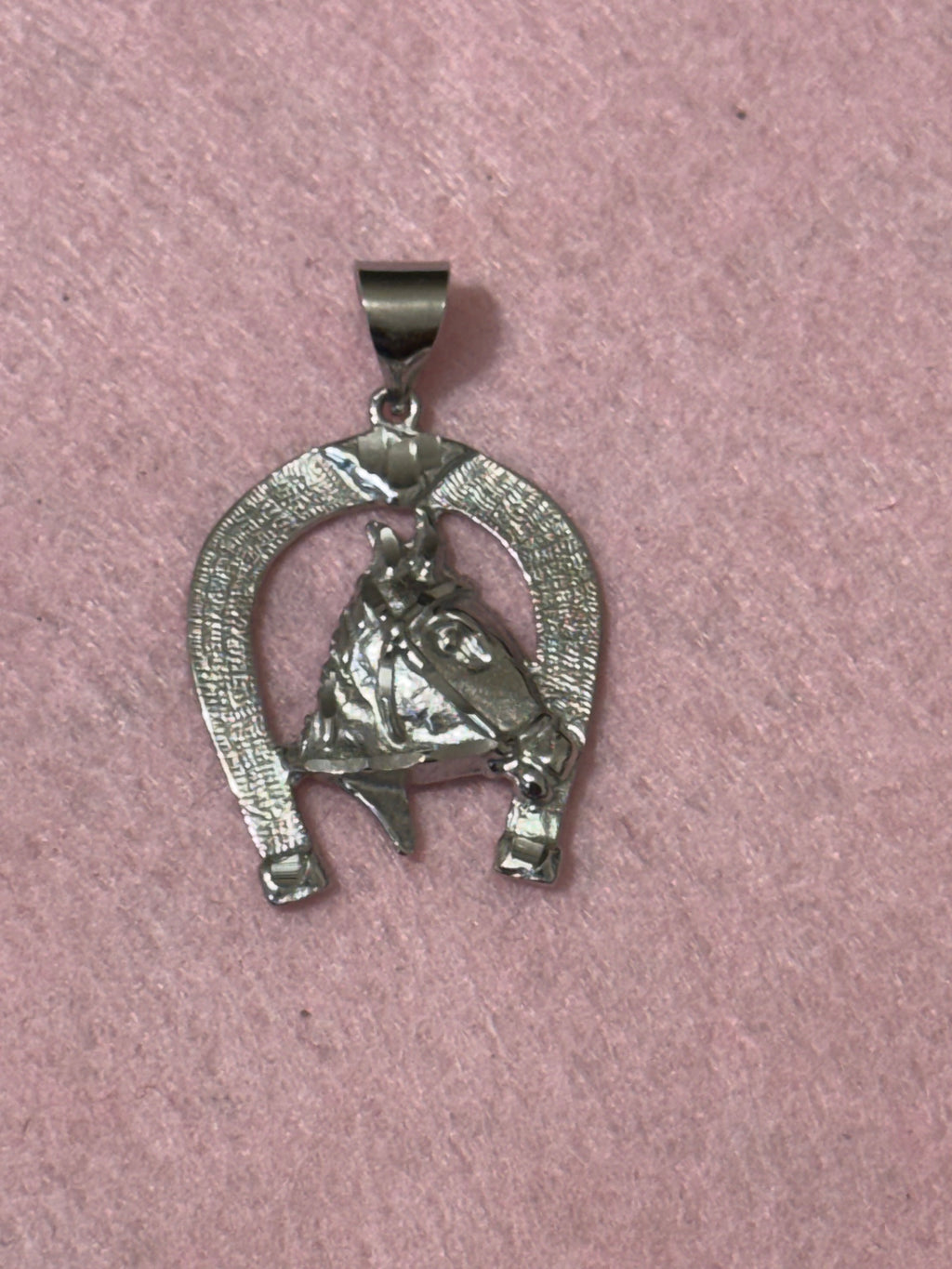 925 Sterling Silver Horse Head & Horseshoe Pendant – Medium