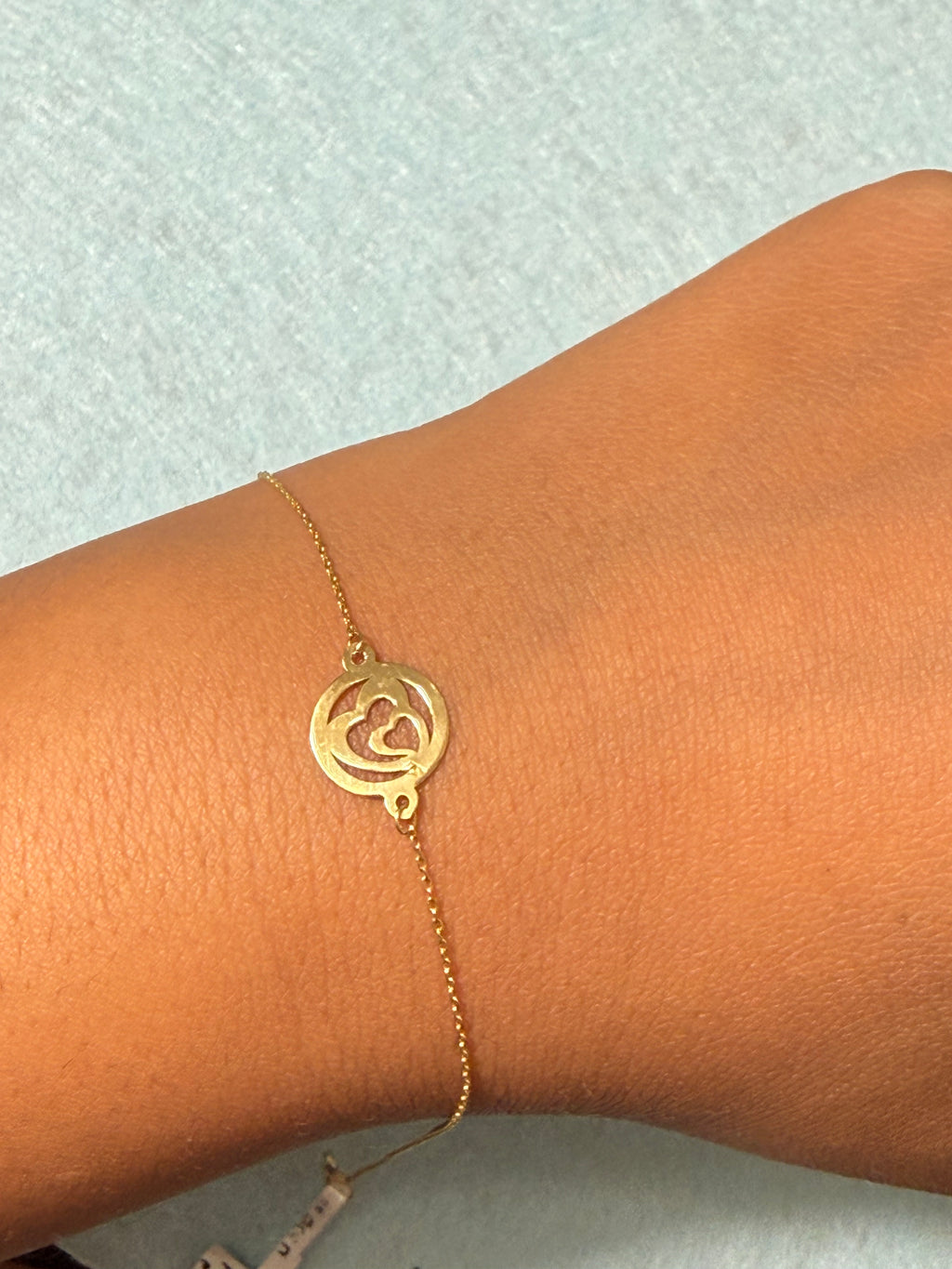18K Yellow Gold Interlocking Hearts Circle Bracelet – 7.5”