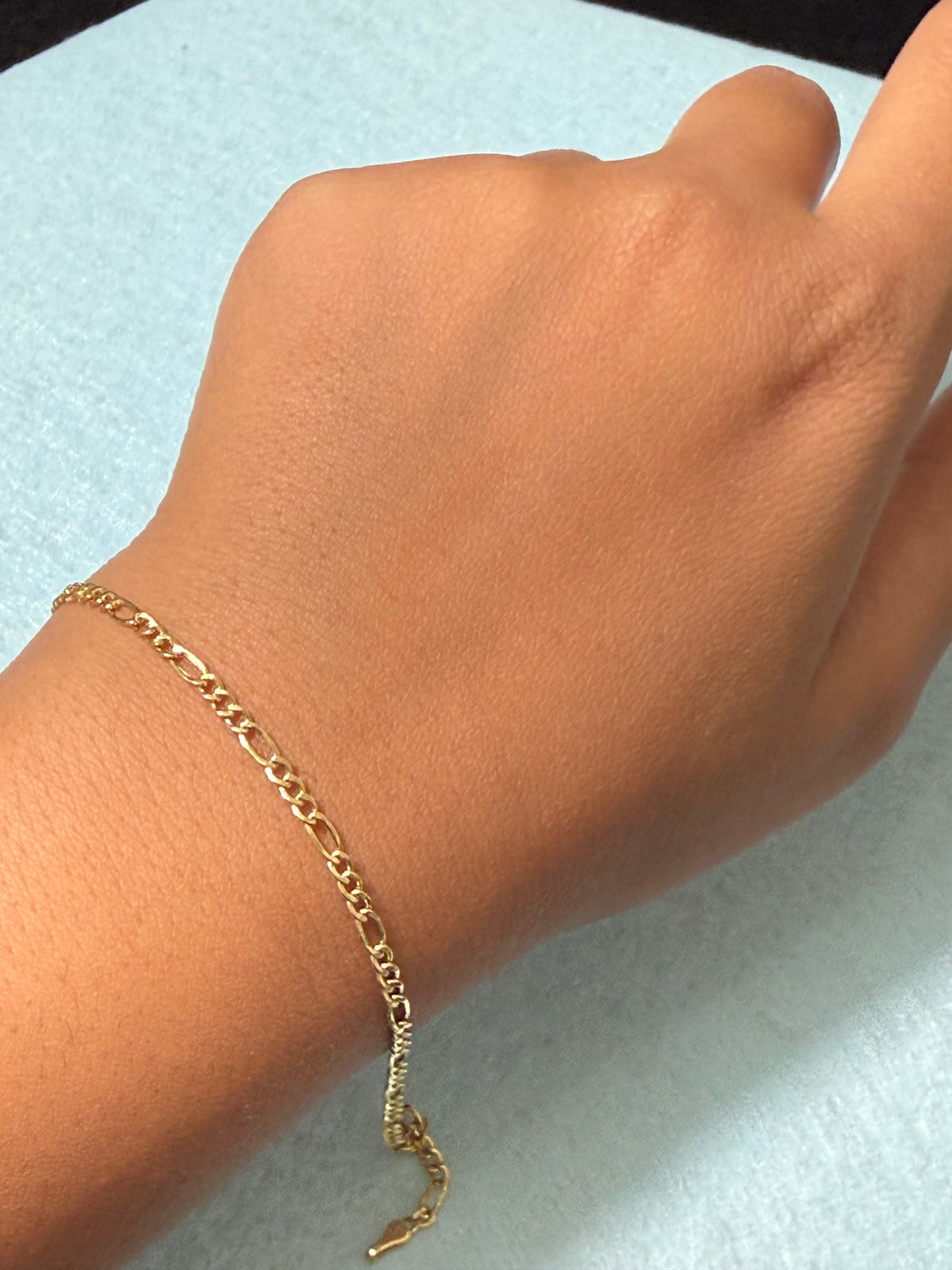 10K Yellow Gold Figaro Chain Bracelet – 2.5mm | 7.5”