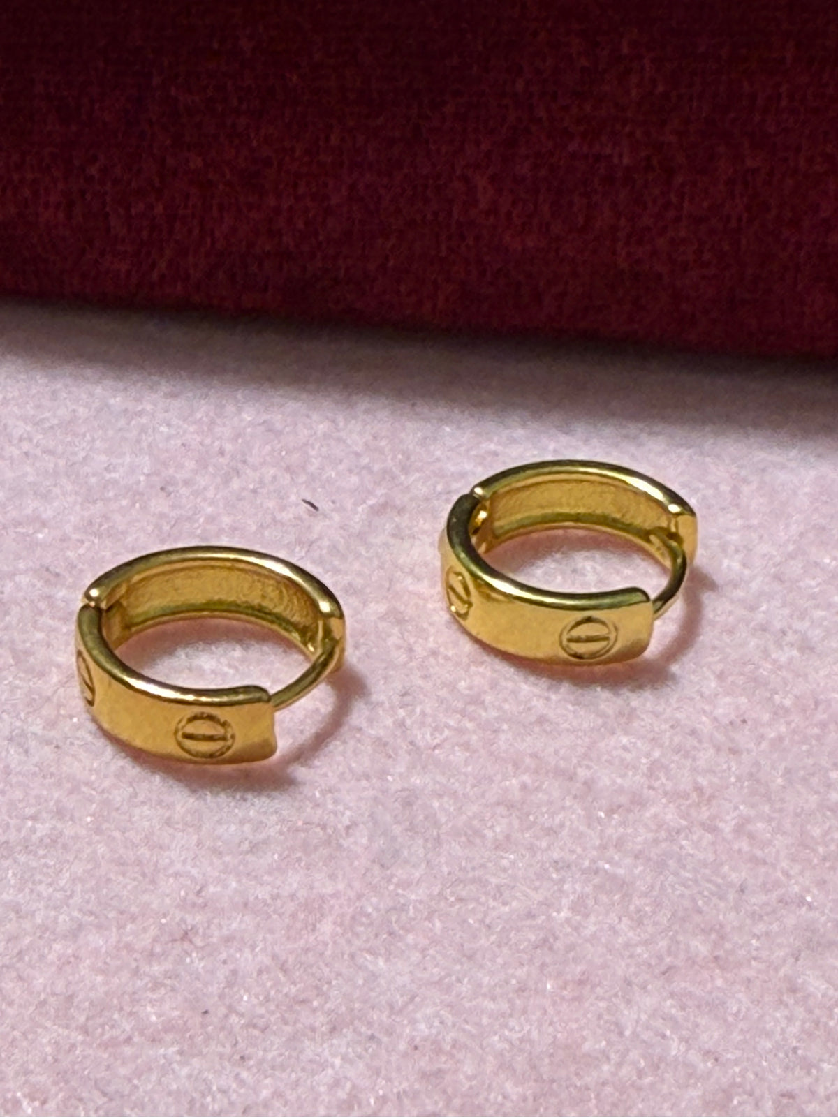 Gold Stainless Steel Screw Design Huggie Hoop Earrings
