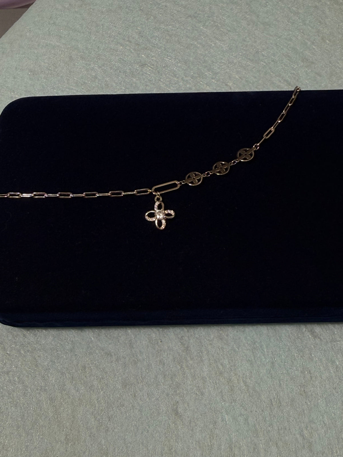 925 Sterling Silver Clover Charm Bracelet – 8" Adjustable