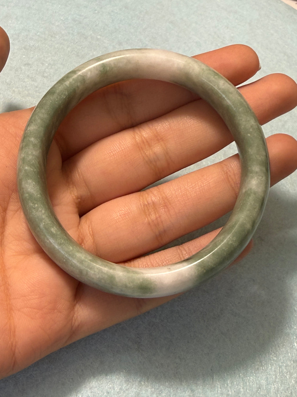 Grade A Natural Jade Bangle – Light Green & White – Medium