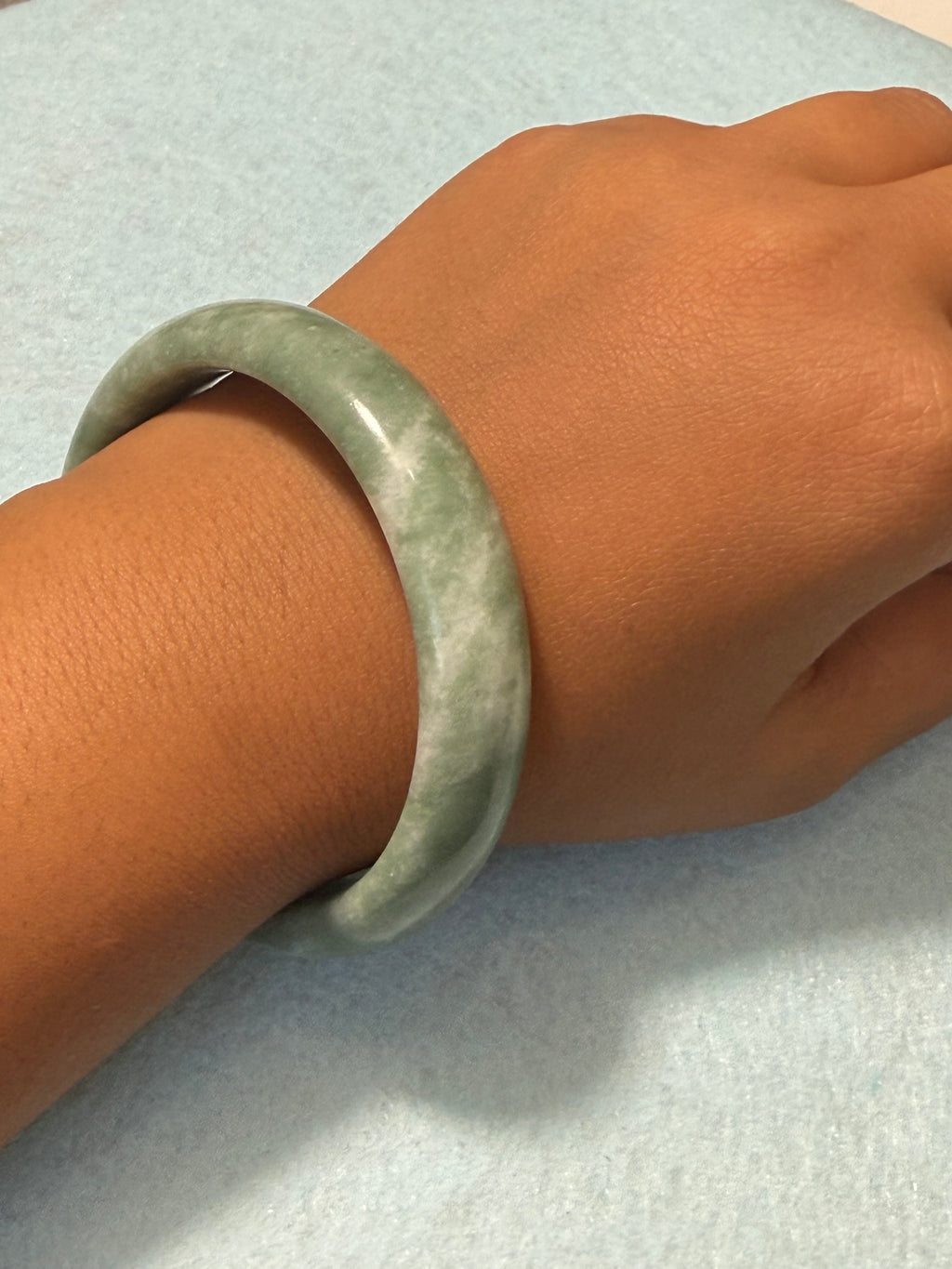 Natural Grade A Jade Bangle – Sage Green & White Marbled – Medium