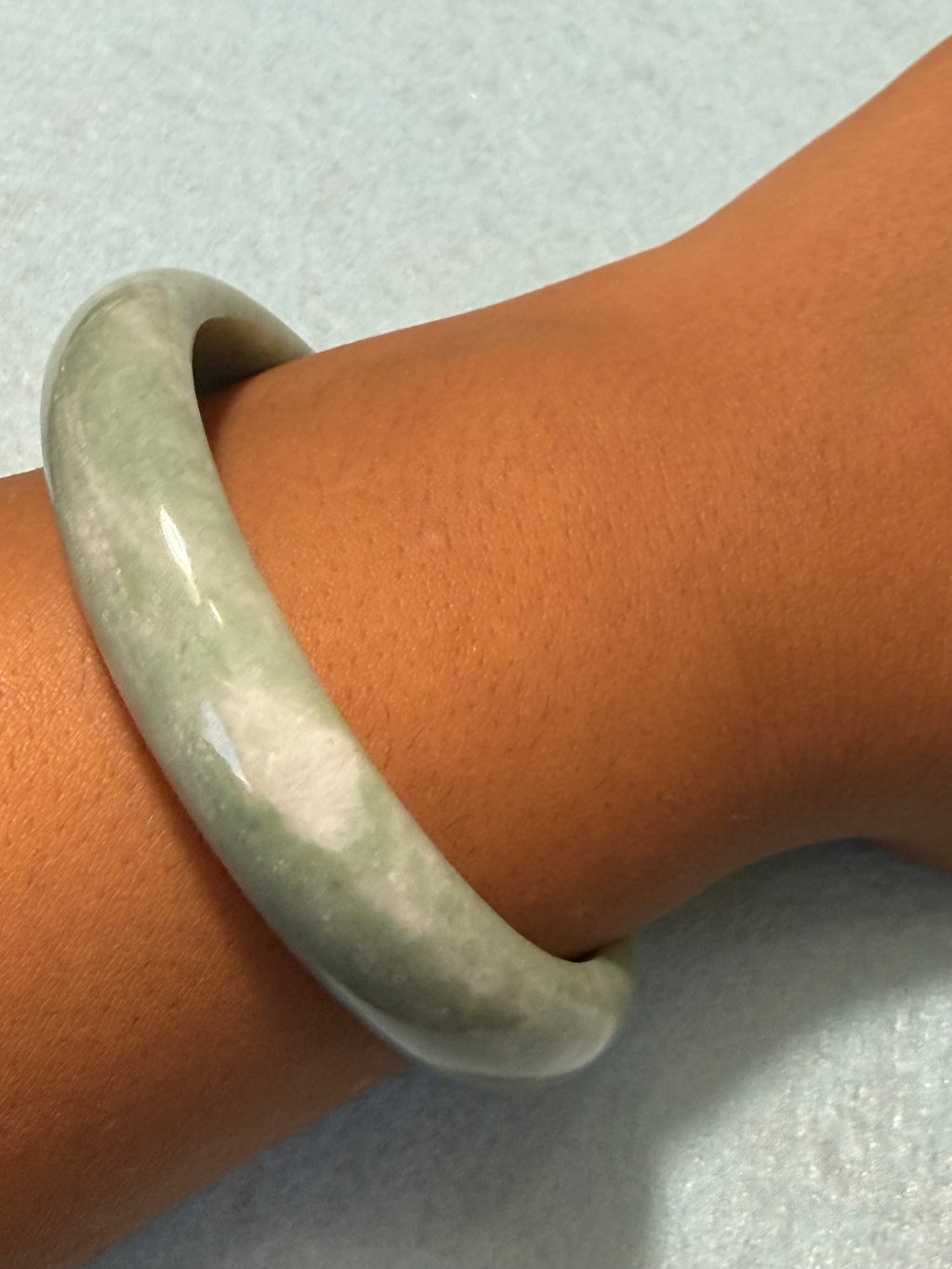 Natural Jade Bangle – Pale Sage Green & White Marbled – Large