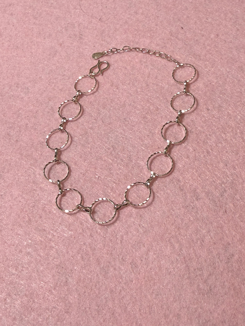 925 Sterling Silver Diamond-Cut Open Circle Link Bracelet – 8" Adjustable