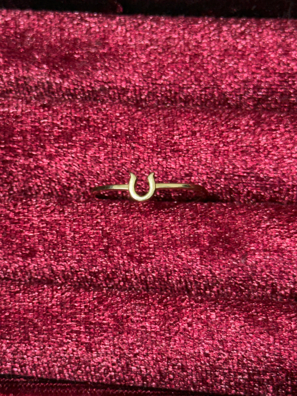 14K Yellow Gold Horseshoe Ring – Size 8