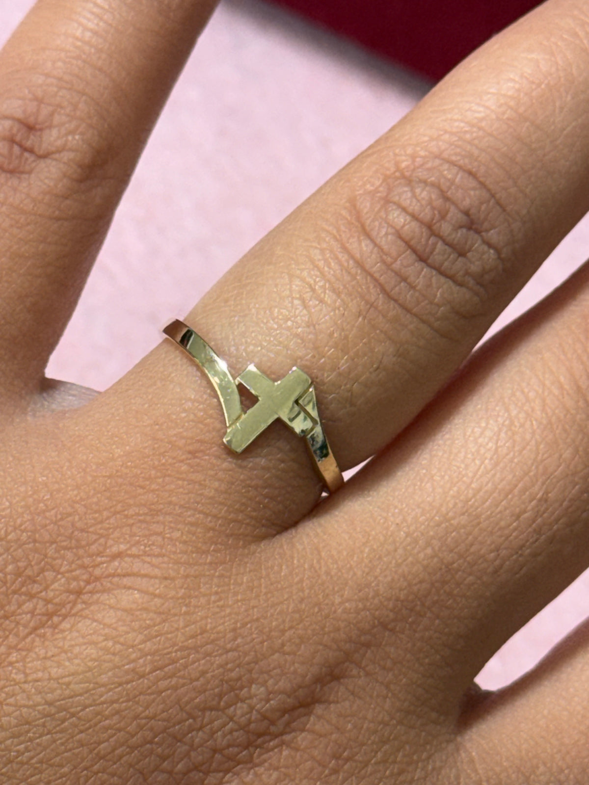 10K Yellow Gold Sideways Cross Ring – Size 7.5