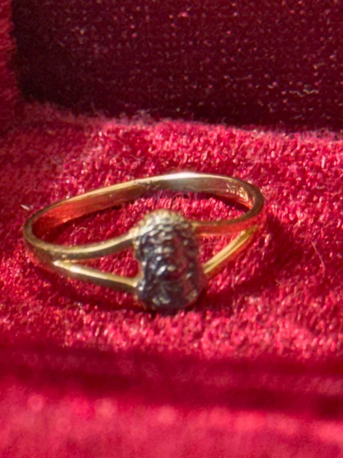 14K Yellow Gold Jesus Head Split-Shank Ring – Size 6