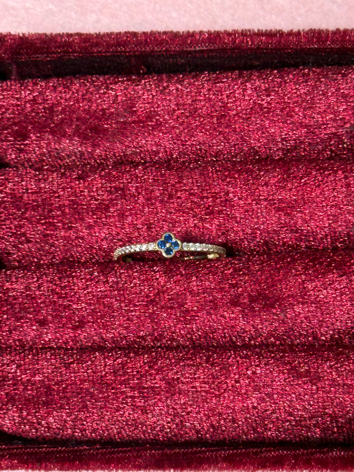 10K Gold Blue Clover CZ Ring – Size 7