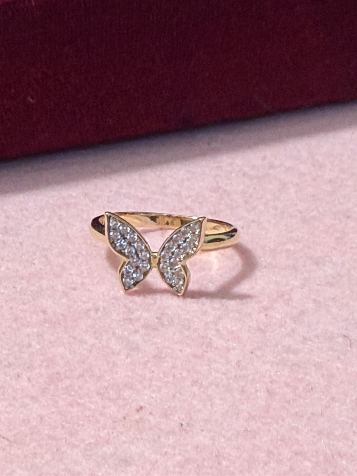 14K Gold Sparkling Butterfly Ring – Size 7