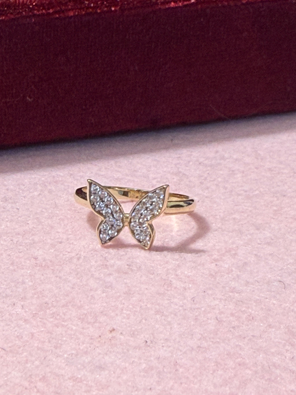 14K Gold Sparkling Butterfly Ring – Size 7