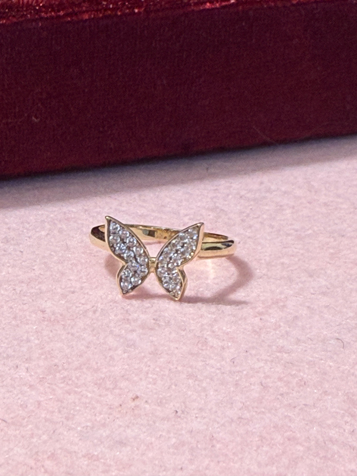 14K Gold Sparkling Butterfly Ring – Size 7