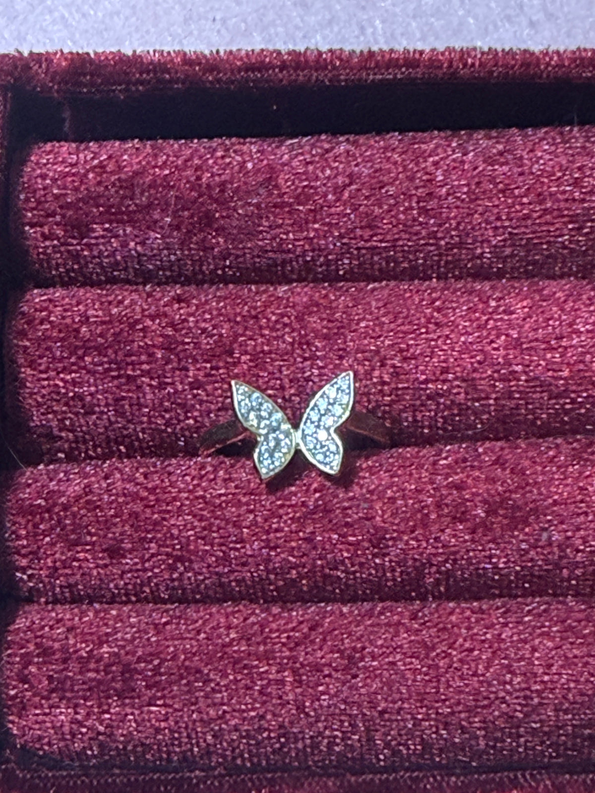 14K Gold Sparkling Butterfly Ring – Size 7