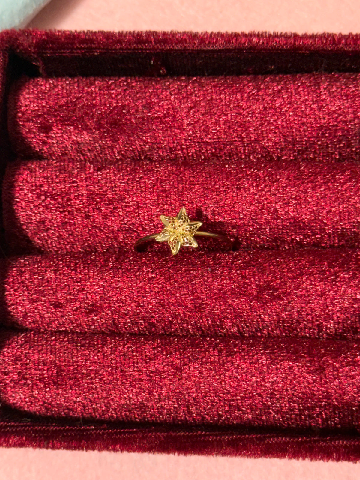 10K Gold Diamond-Cut Star Ring – Size 7