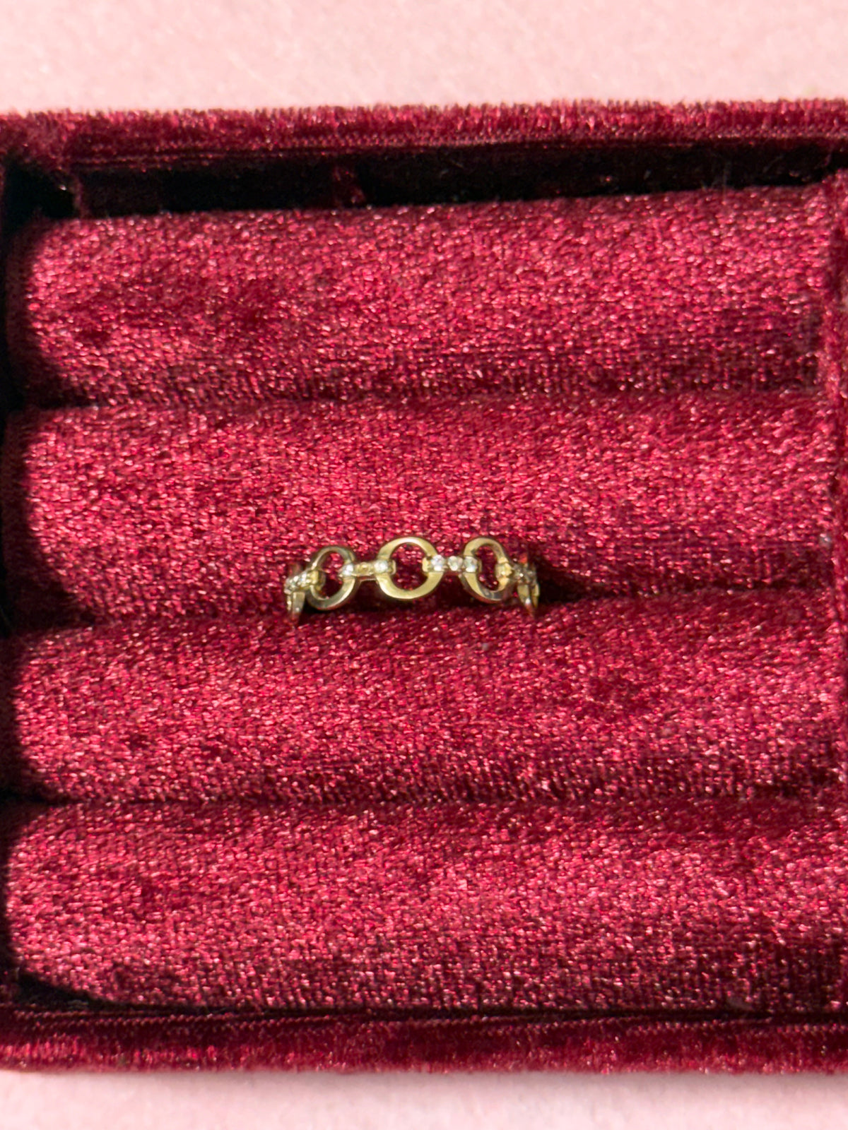 10K Gold Open Circle CZ Ring – Size 8.25
