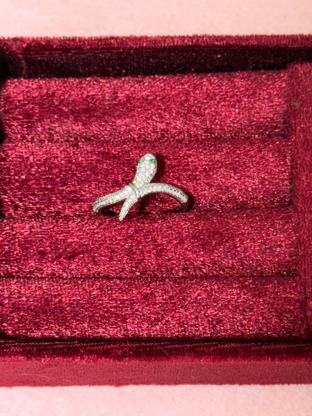 925 Sterling Silver Sparkling Snake Ring with Green Eyes – Adjustable
