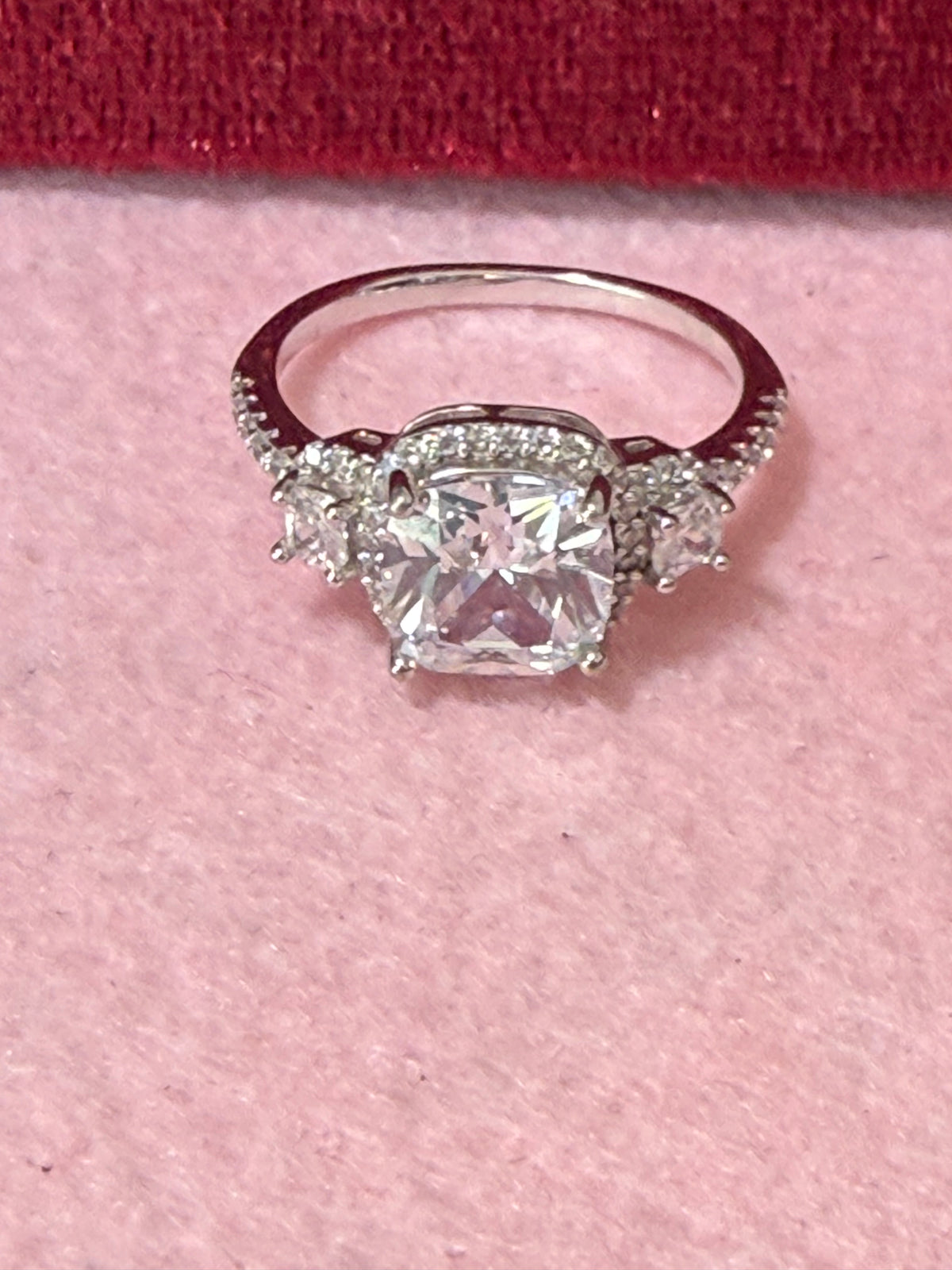 925 Sterling Silver Cushion-Cut Three-Stone Crystal Ring – Size 7