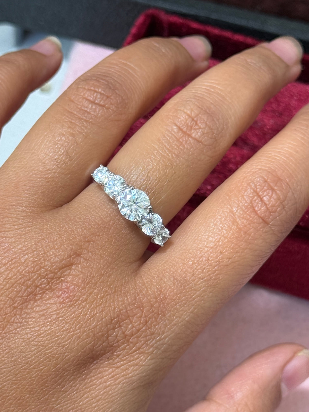 925 Sterling Silver Five-Stone Round-Cut Ring – Size 9