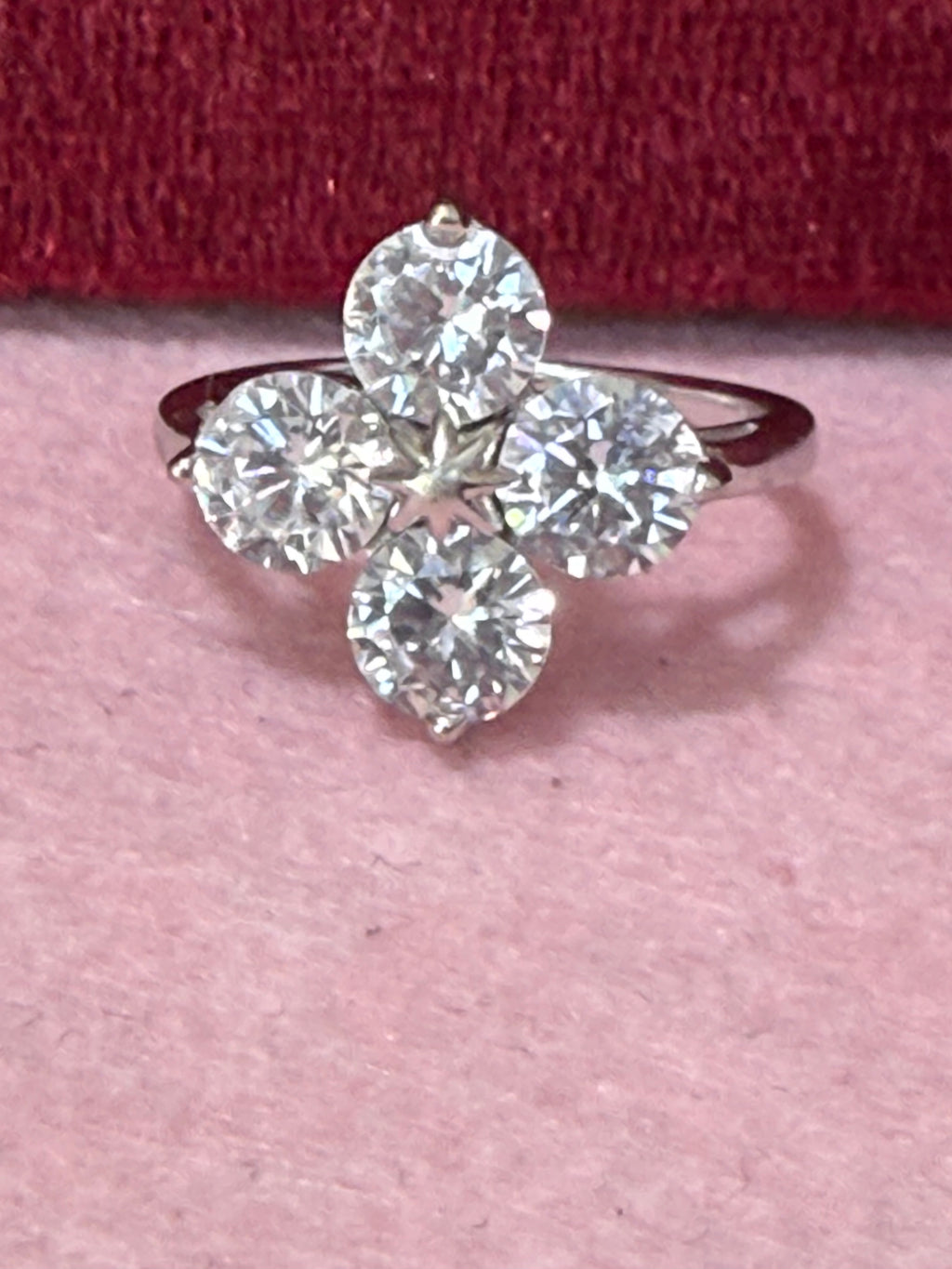 925 Sterling Silver CZ Flower Statement Ring - Size 7