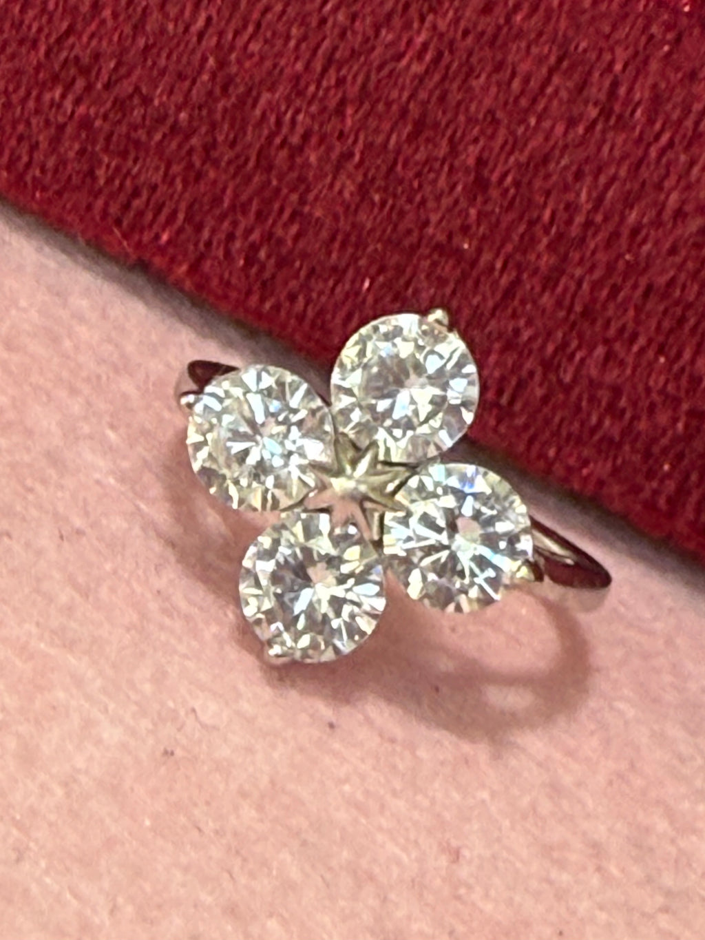 925 Sterling Silver CZ Flower Statement Ring - Size 7