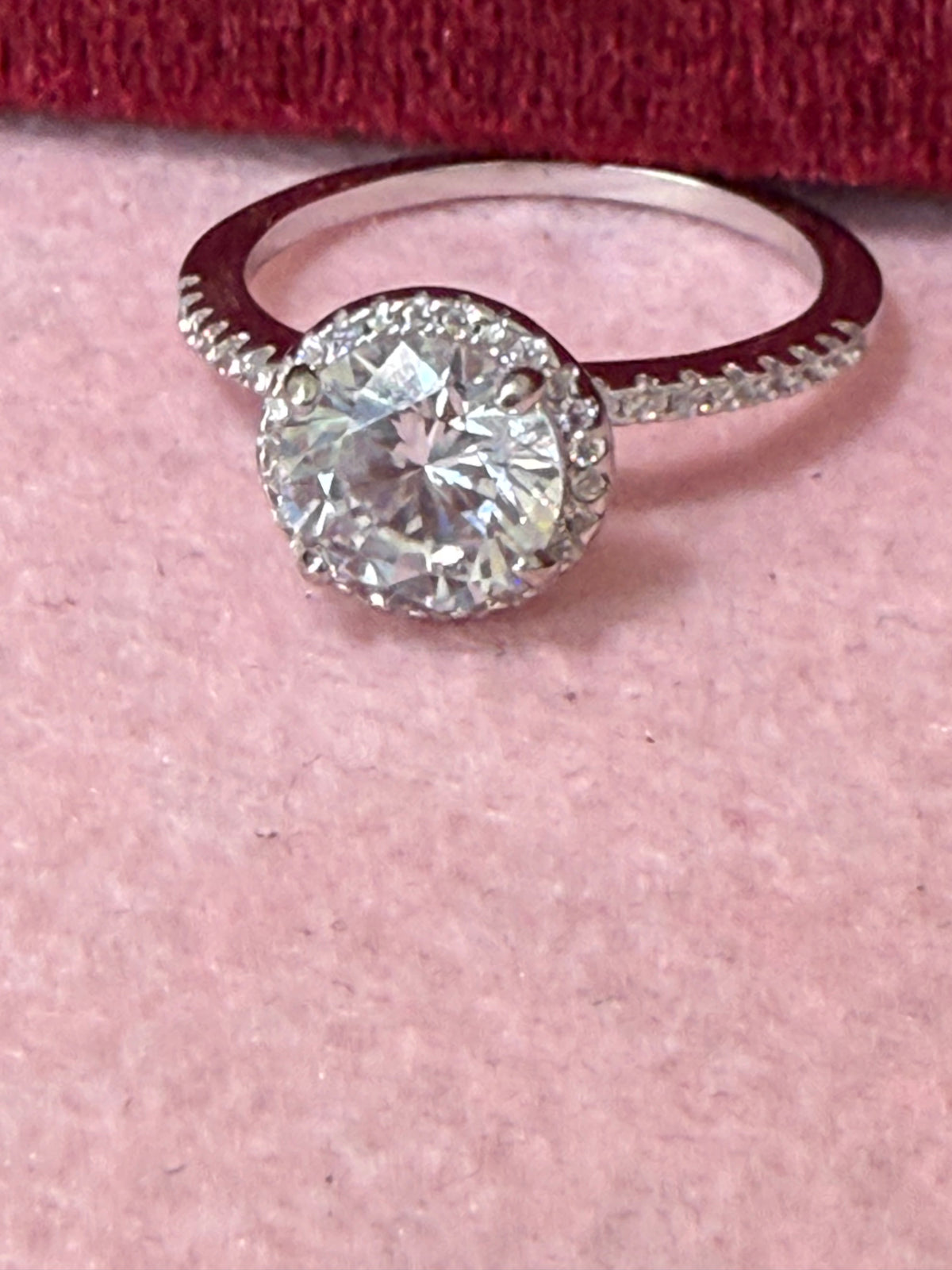 925 Sterling Silver Round-Cut Solitaire Ring with Sparkling Band – Size 8