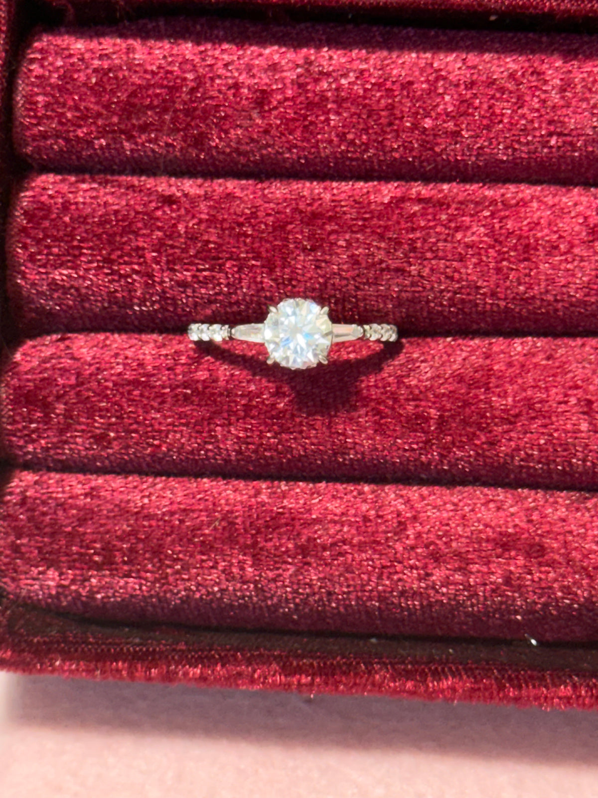 925 Sterling Silver Round Solitaire CZ Ring – Size 9