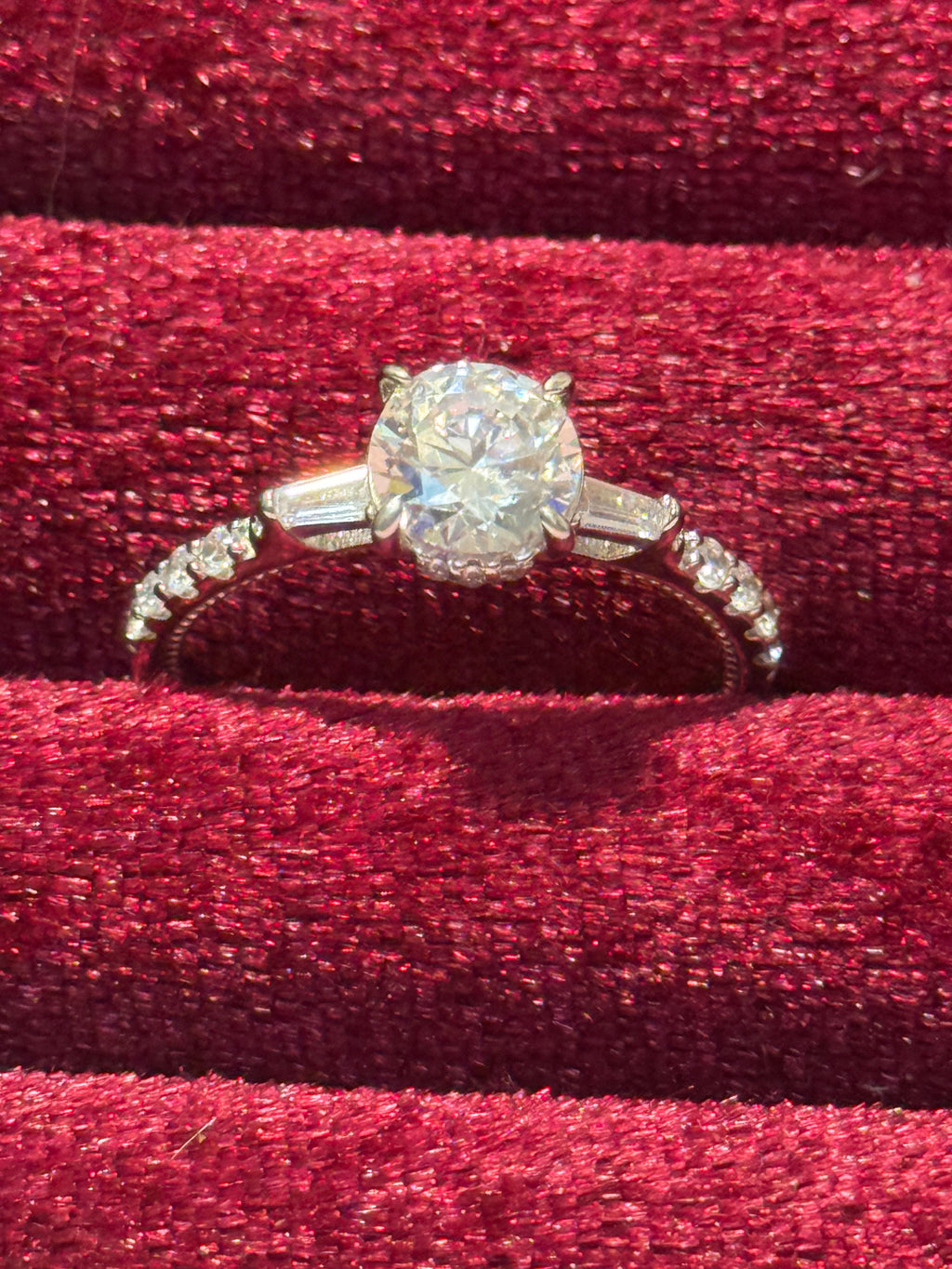 925 Sterling Silver Round Solitaire CZ Ring – Size 9