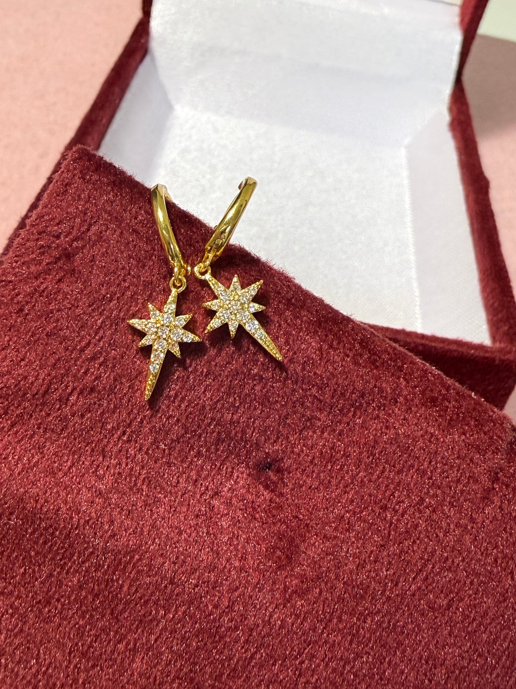 925 Sterling Silver Sparkling North Star Huggie Earrings – Gold & Silver