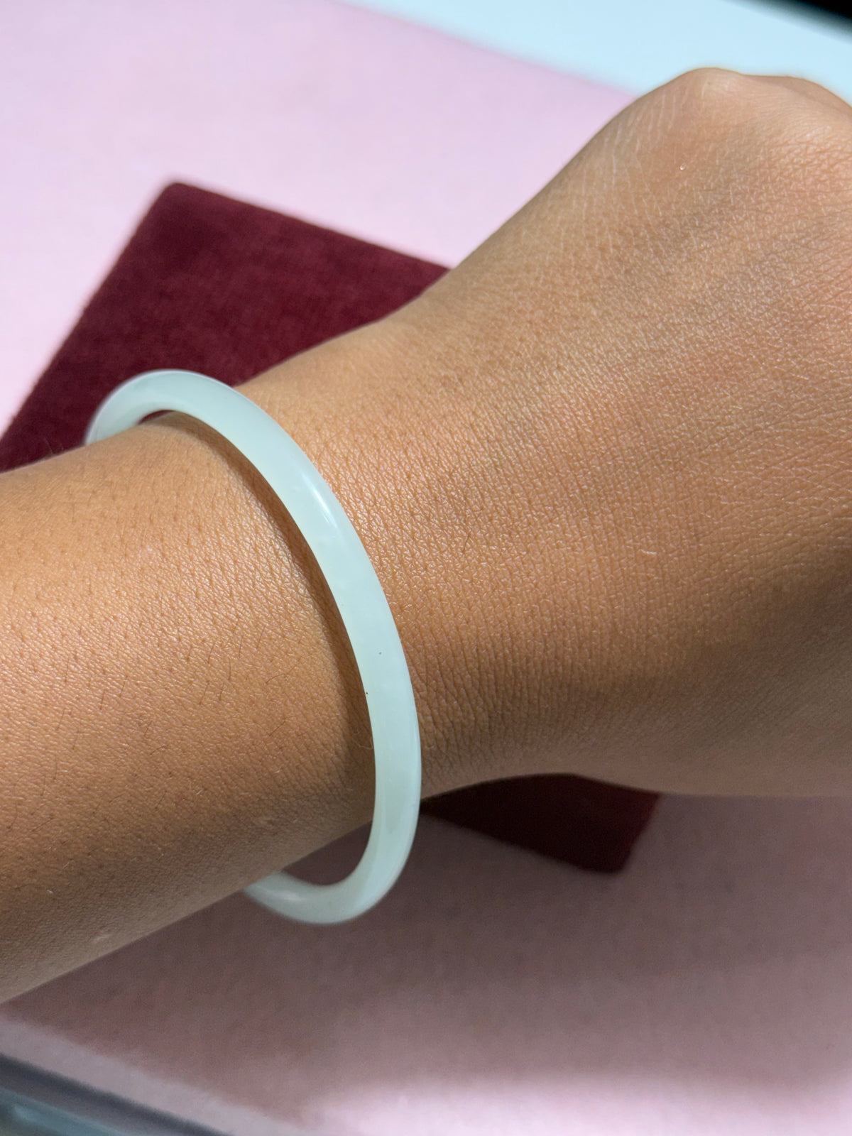 Green Jade-Style Slim Bangle Bracelet – 5 Color Options