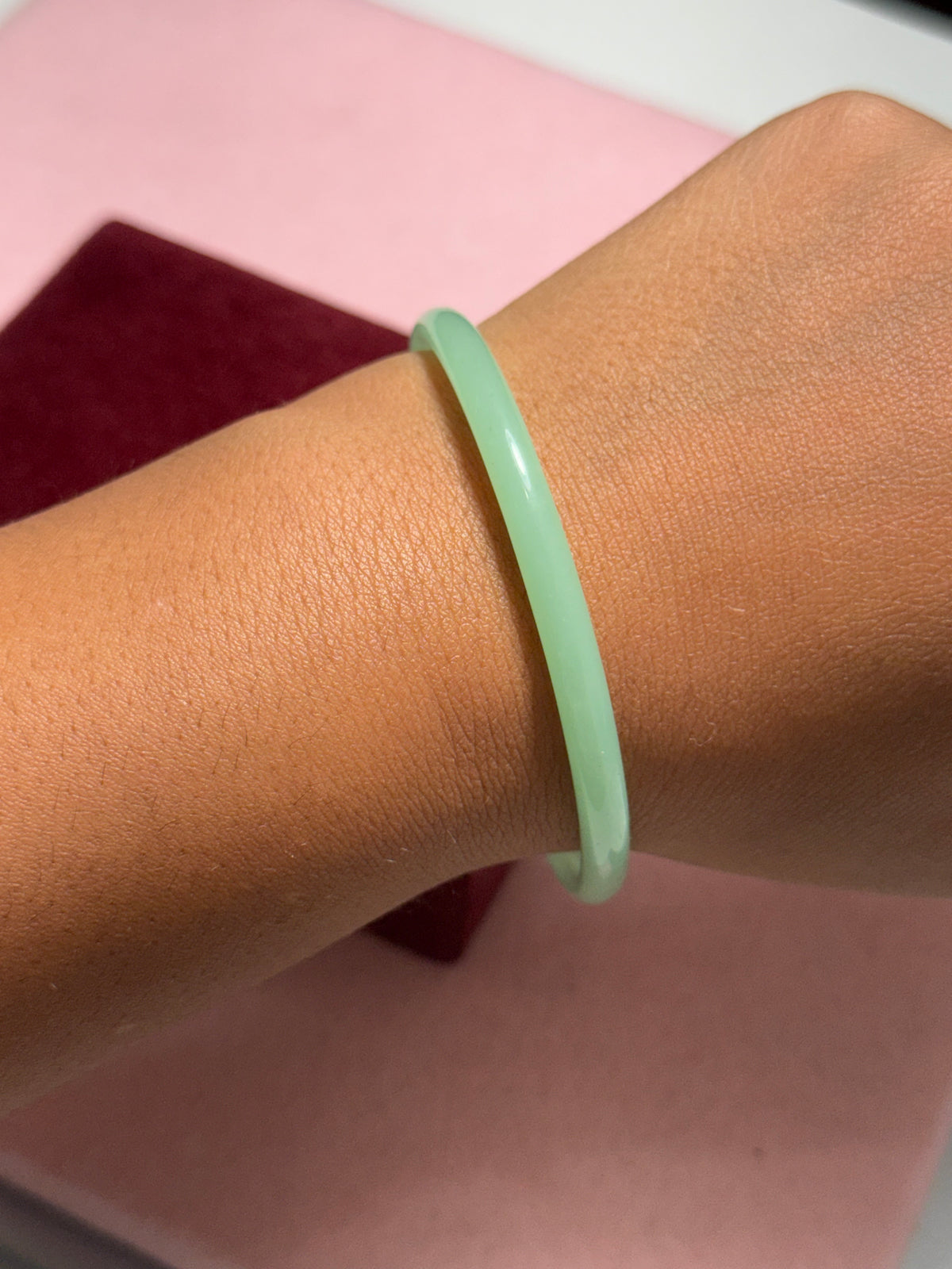 Green Jade-Style Slim Bangle Bracelet – 5 Color Options