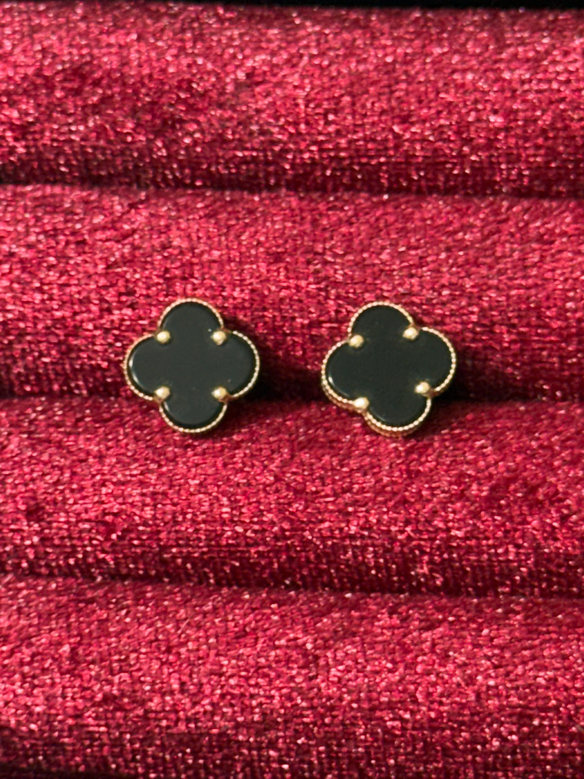 14K Yellow Gold Black Four-Leaf Clover Stud Earrings - Large
