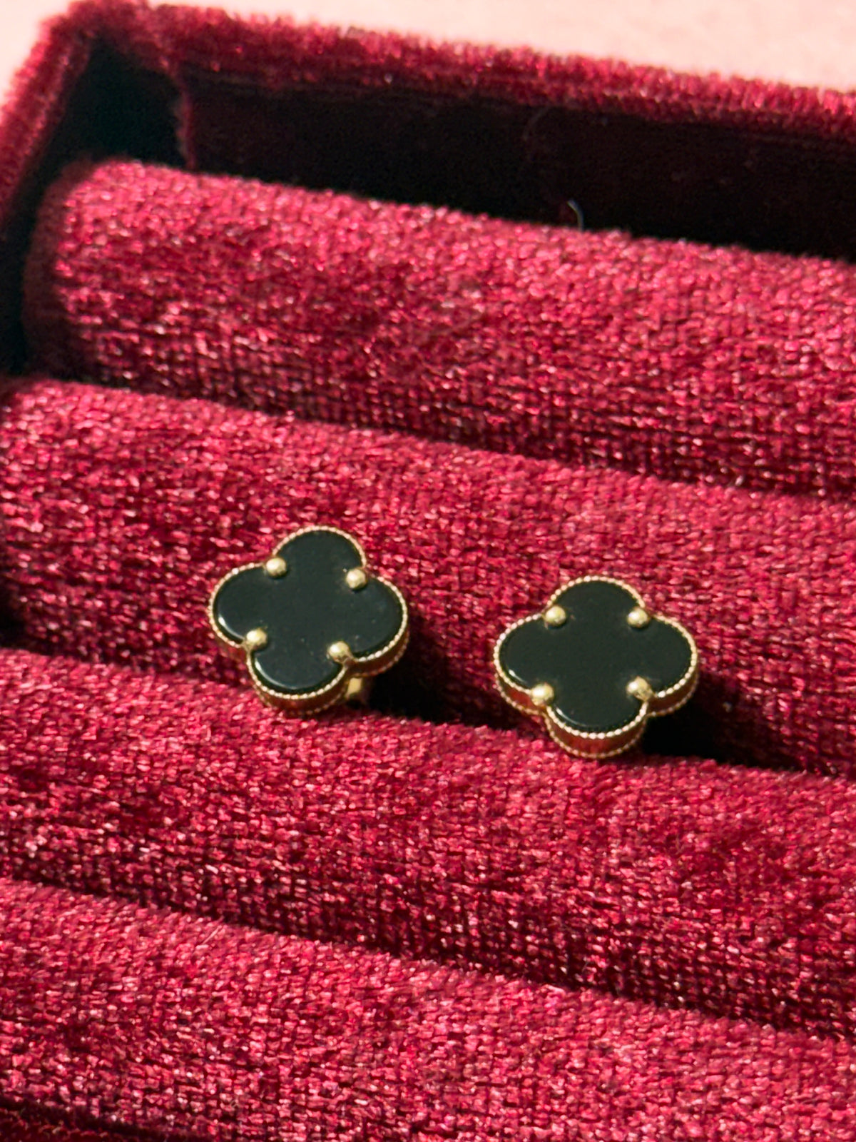 14K Yellow Gold Black Four-Leaf Clover Stud Earrings - Large