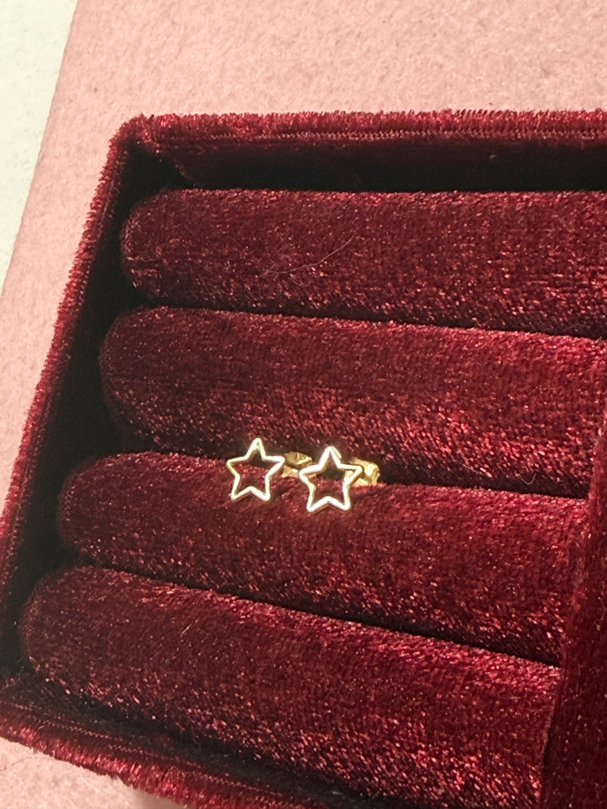 18K Yellow Gold Open Star Stud Earrings