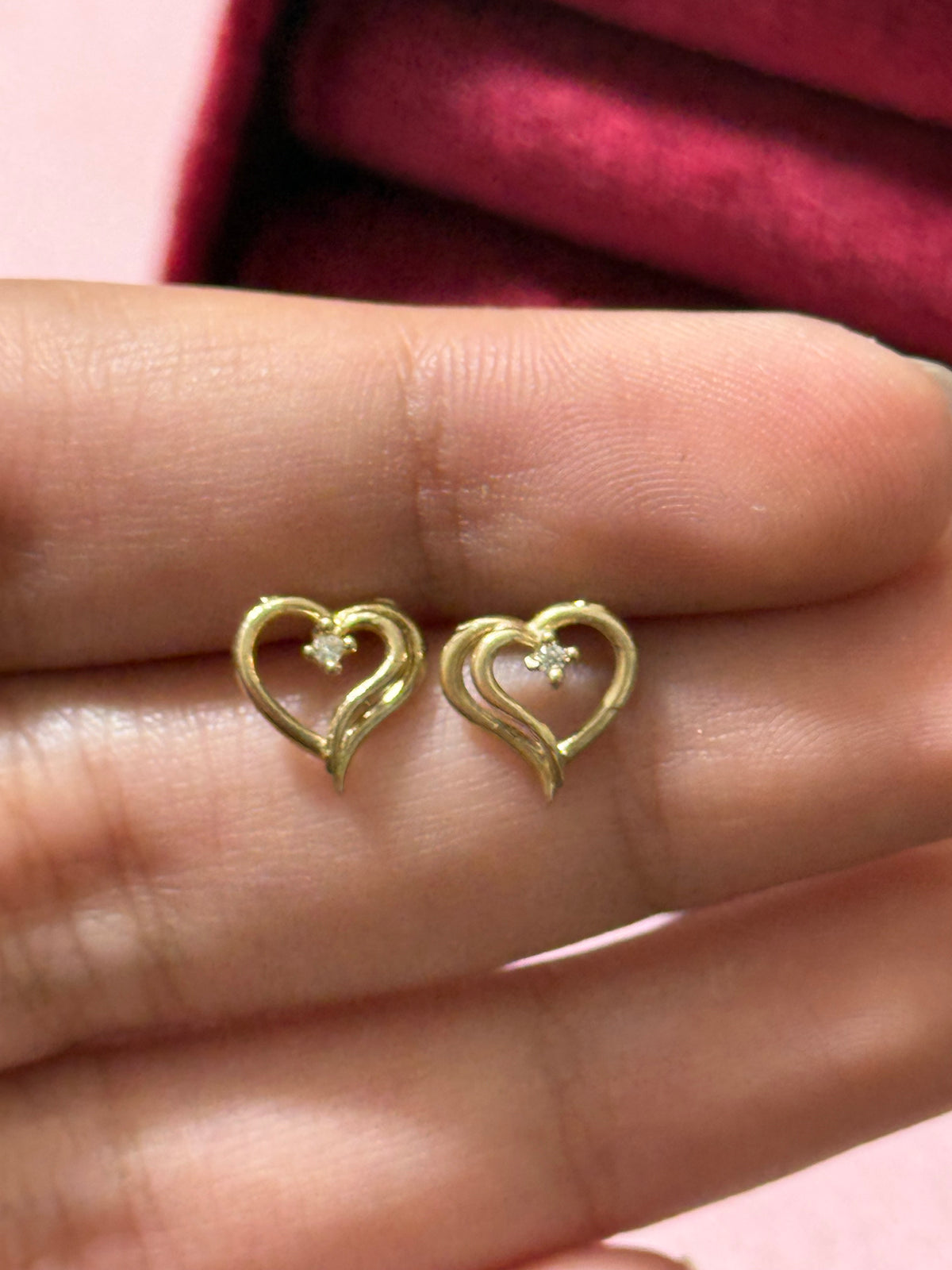 10K Yellow Gold Open Heart CZ Stud Earrings – Push Back